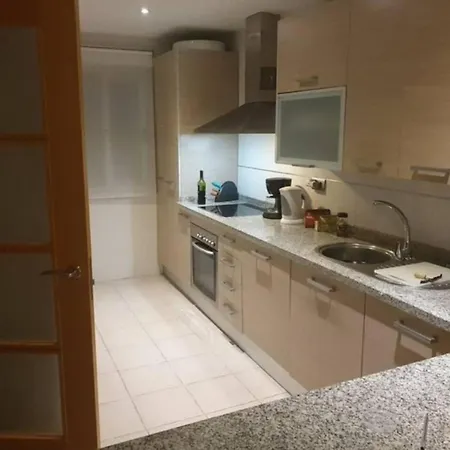 2 Bed Flat-sleeps4-pets-pool-parking-golfclub Apartament Estepona