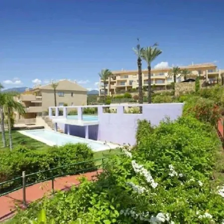 Apartament 2 Bed Flat-sleeps4-pets-pool-parking-golfclub Estepona