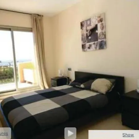 2 Bed Flat-sleeps4-pets-pool-parking-golfclub Appartement