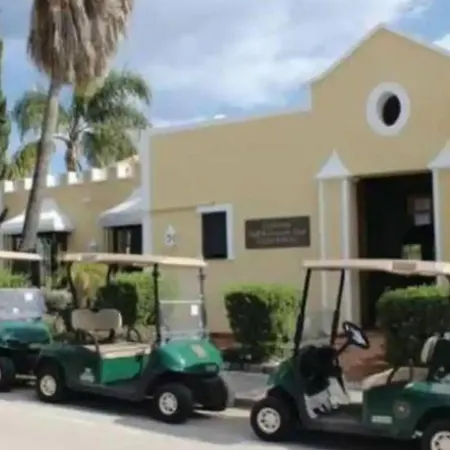 2 Bed Flat-sleeps4-pets-pool-parking-golfclub Apartmán Estepona