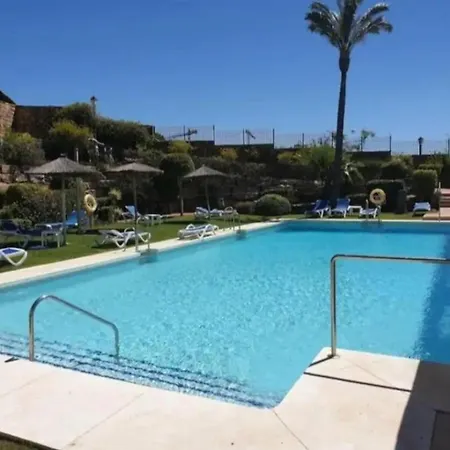 Apartmán 2 Bed Flat-sleeps4-pets-pool-parking-golfclub Estepona