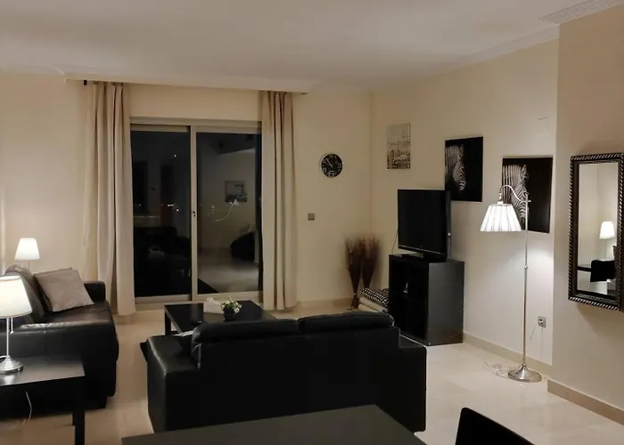 2 Bed Flat-sleeps4-pets-pool-parking-golfclub Apartamento *
